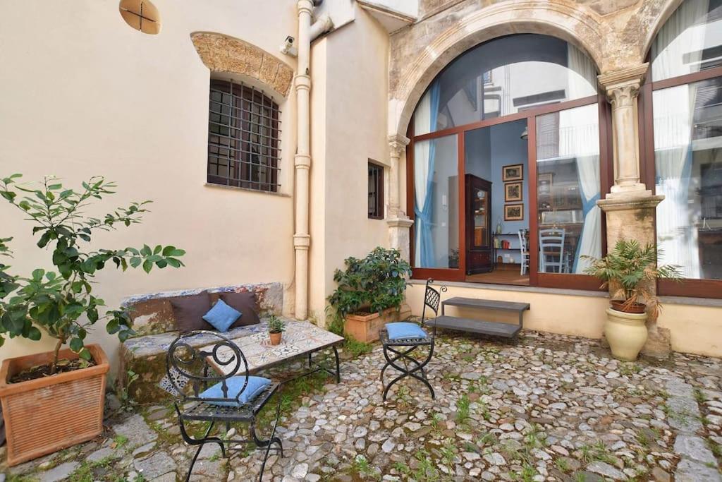 Iflat Agli Archetti Del Centro Daire Palermo Dış mekan fotoğraf